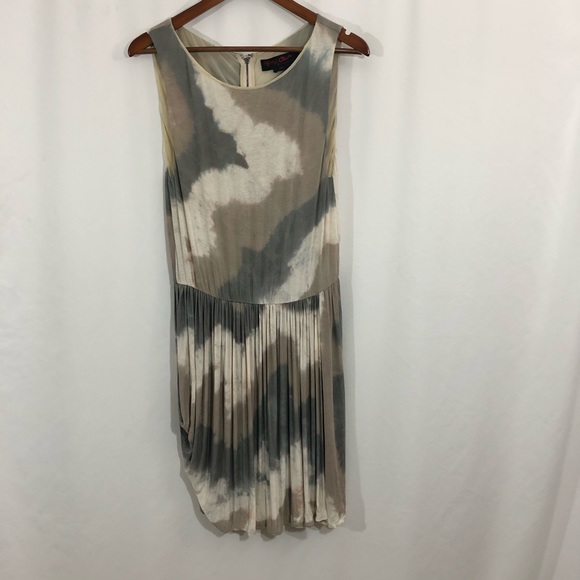 Alice + Olivia Dresses & Skirts - Alice + Olivia Tie Dye Dress